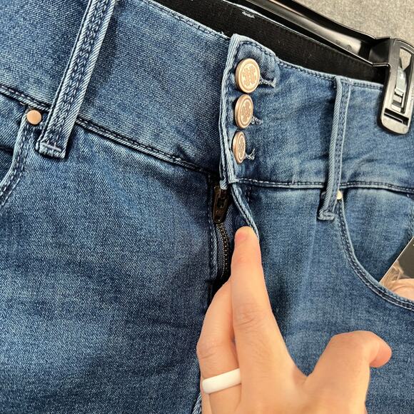 Laurie Felt Petite BFF Denim Curve Wide-Leg Crop Jeans True Blue, Petite 12 - Picture 10 of 12